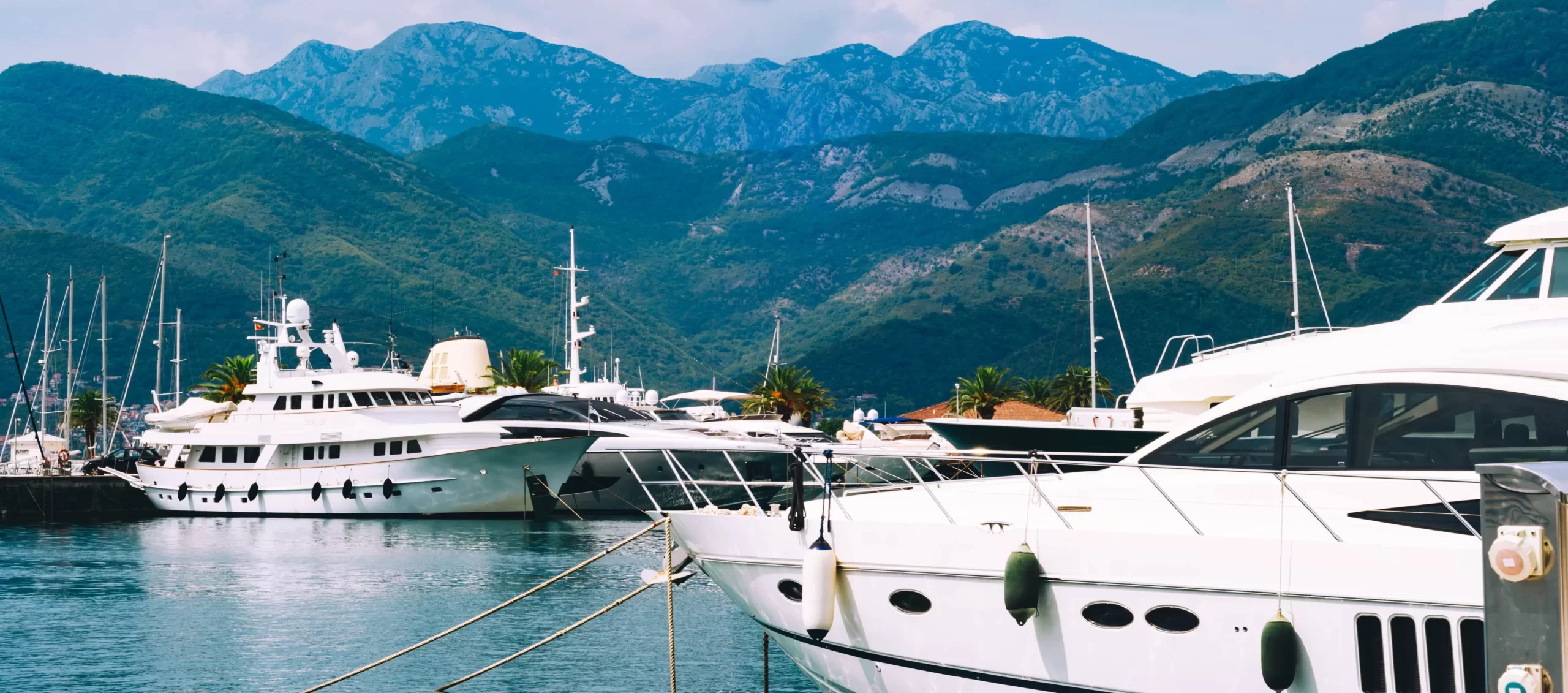 How to choose the right yacht for your charter